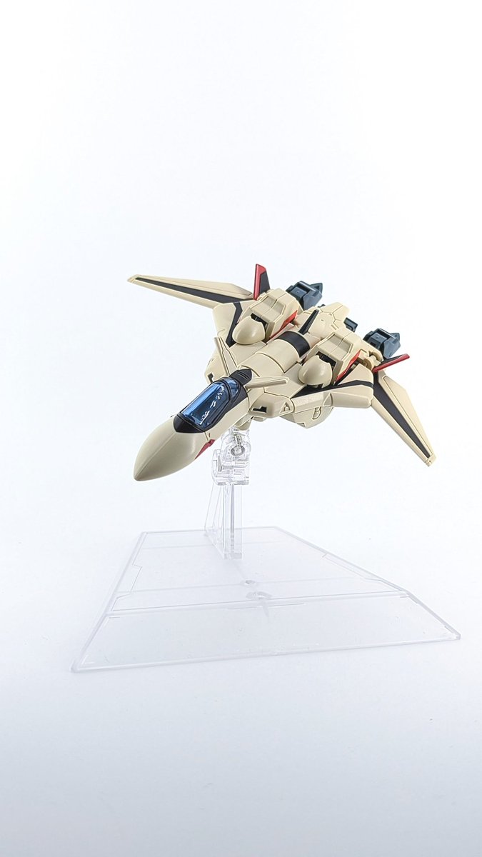 Offlinecage's tweet photo. TINY SESSION
YF-19
良いタイミングで発売したね

小サイズゆえに誤魔化しが効いてる部分もあるんだろうけど、超合金の無茶苦茶な変形は何だったんだと思う程少ない手数でしっかり変形する。

#マクロスプラス #マクロスプラス30周年 #tinysession https://t.co/YAym7bjbEv