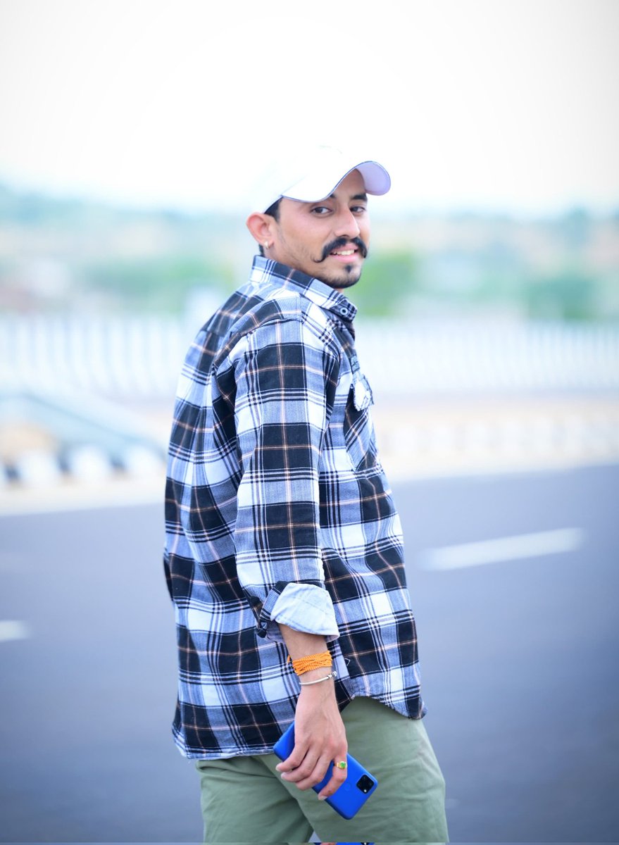 ट्विटर/X पर आज 20 हजार फॉलोवर पूर्ण हुए, मेरे पास कहने को शब्द नही है ....💞🥹

आभार धन्यवाद शुक्रिया 36 कौम .....

मेनें हमेशा मेरे द्वारा जितना हुआ किसान,युवा, बेरोजगारों और गरीब तबकों के लोगो की आवाज उठाई है और आगे भी उठाता रहूंगा....

पर्यावरण संरक्षण और शिकार प्रकरण के