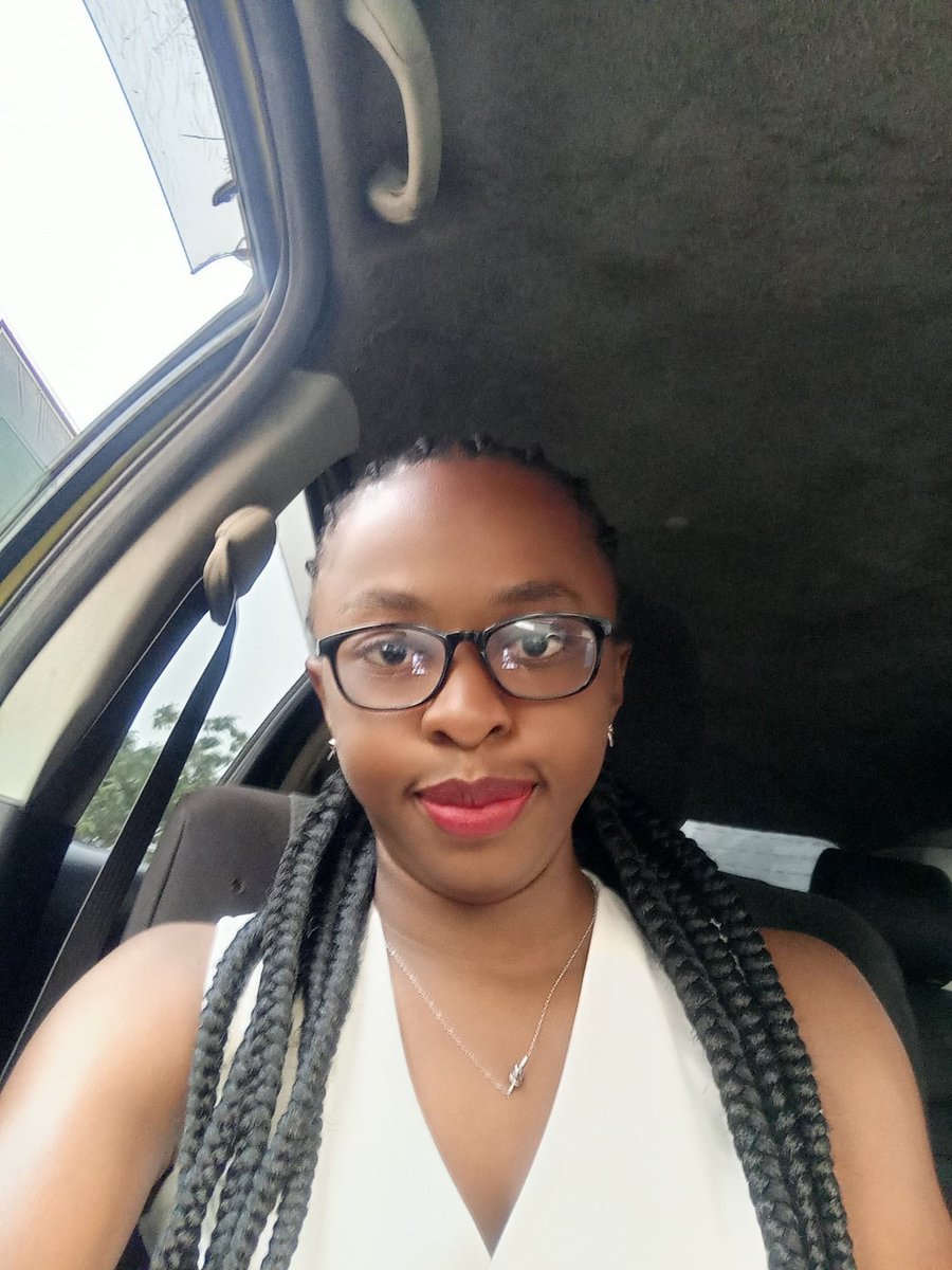 Ruthkamuanya1's tweet photo. J'ai pris part pour la 4ème x à la conférence #Valeur_Ajoutée du Coach #Kpossible. Thème "l'échec mon échelle🪜" 24/08/2024/Silikin Village
A l'occasion j'ai suivi la prestation en musique classique de mes jeunes frères. Autrefois mes élèves, today des amis😍Yaya heureuse🥂 https://t.co/AOKfpm2Mjf