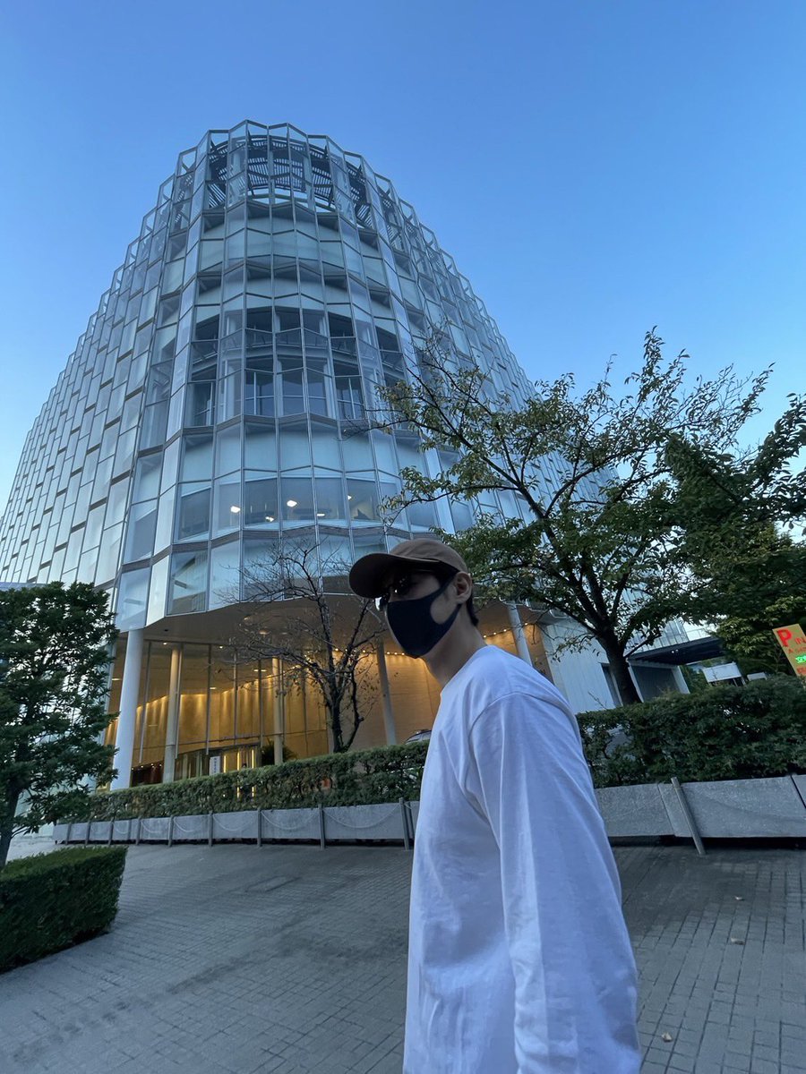 DeanFujioka's tweet photo. 今日は初めてプライベートで湾岸スタジオへ
#久保みねヒャダこじらせライブ
を見に行ってきたー！

たくさん笑って、たくさん動いて（？）良い１日の終わりを過ごせました🏃‍♂️‍➡️笑
久保さん、能町さん、ヒャダインさん、千葉くん、楽しい時間をありがとうございました！ https://t.co/OTJMKQoY3r