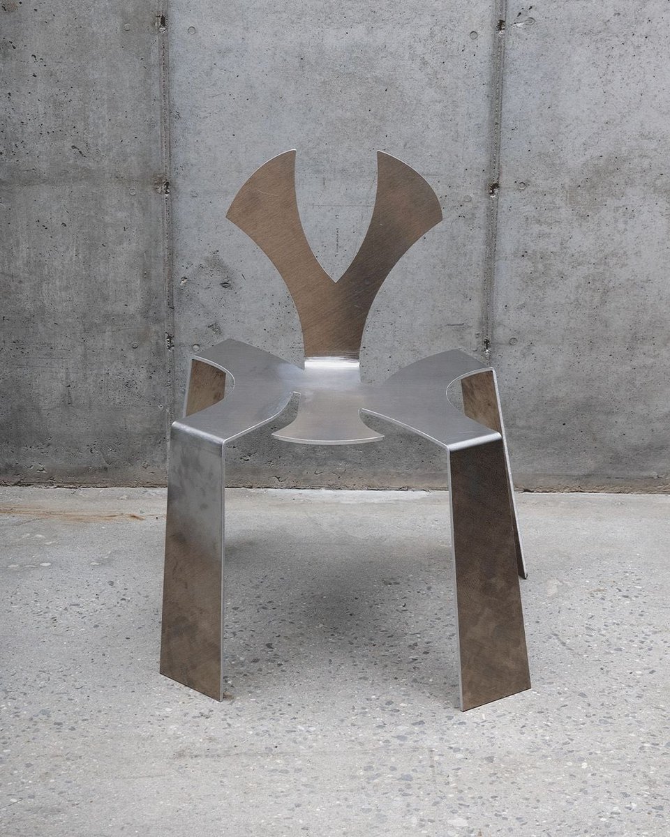 99reference's tweet image. NYChair by Malcolm Ransome, 2024