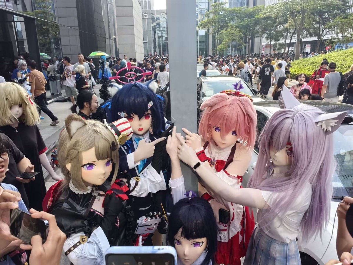 白いカサカサ tweet media