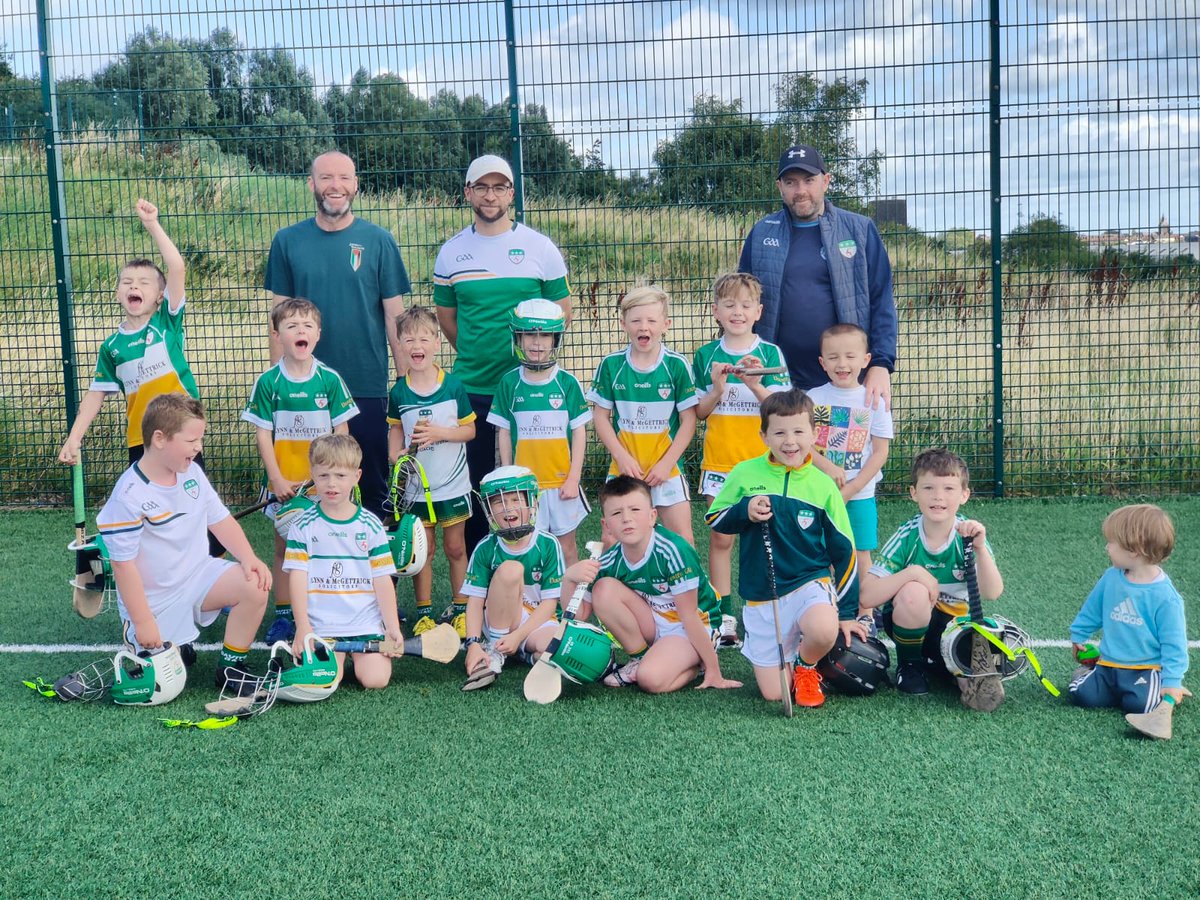 U8 hurlers hosted Sarsfields yesterday for Go Games at Davitt Park.
Well done to all the kids from both teams 👏
