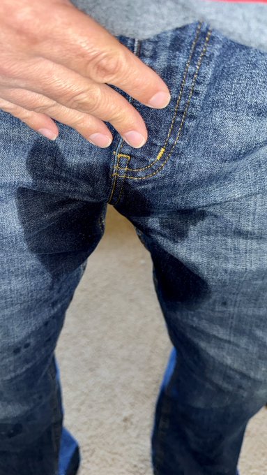 My diaper leaked again after getting home from work! #omorashi #wetting #wettingmyself #wettingdiaper<a href="/tag/diaperlover"class="tags"><span>#diaperlover</span></a><a href="/tag/wetting"class="tags"><span>#wetting</span></a><a href="/tag/omorashi"class="tags"><span>#omorashi</span></a><a href="/tag/wettingmyself"class="tags"><span>#wettingmyself</span></a>