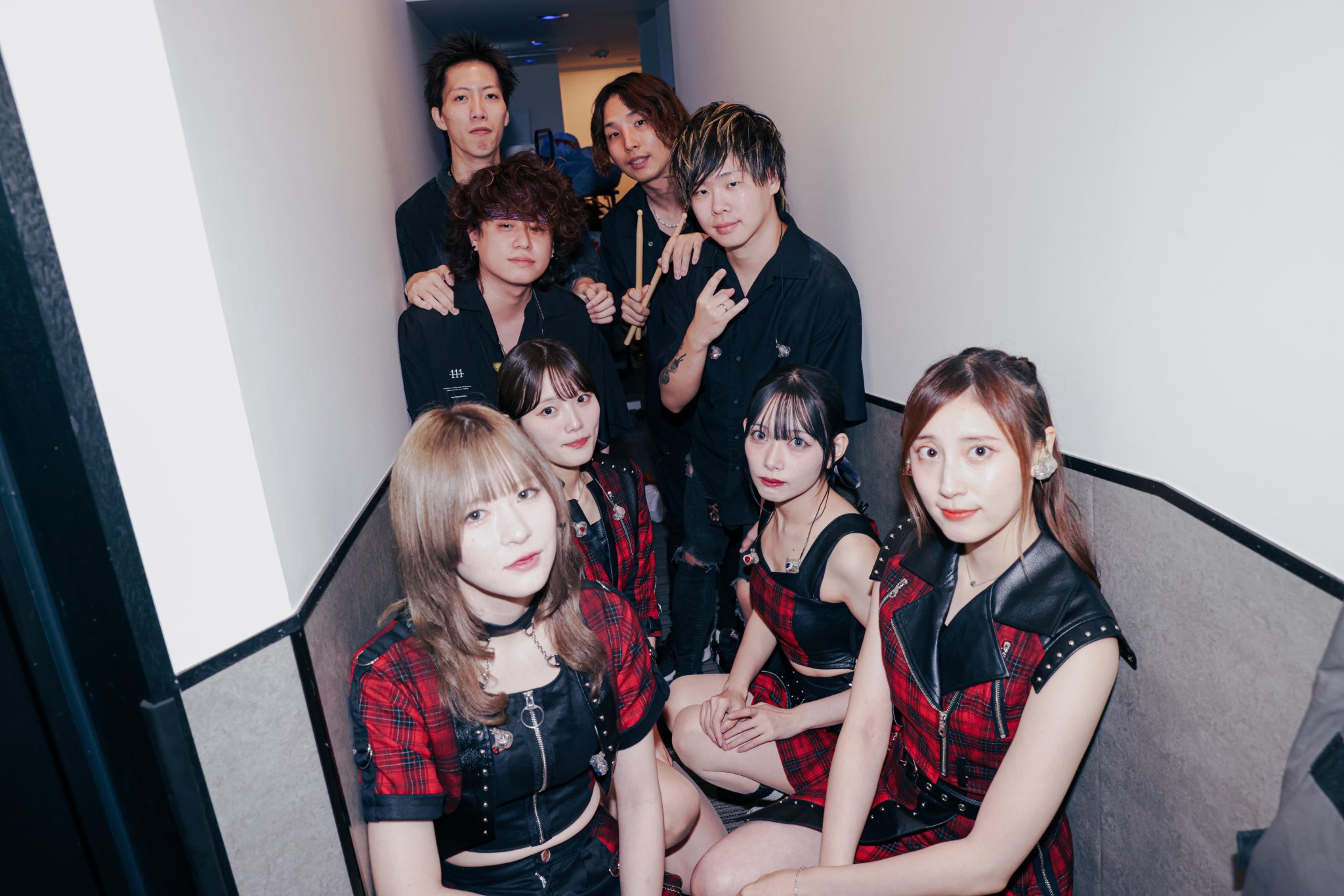 PassCode Undo→StepTOUR2024ポスター メンバーサイン入り PassCode Undo→StepTOUR2024ポスター メンバーサイン入り