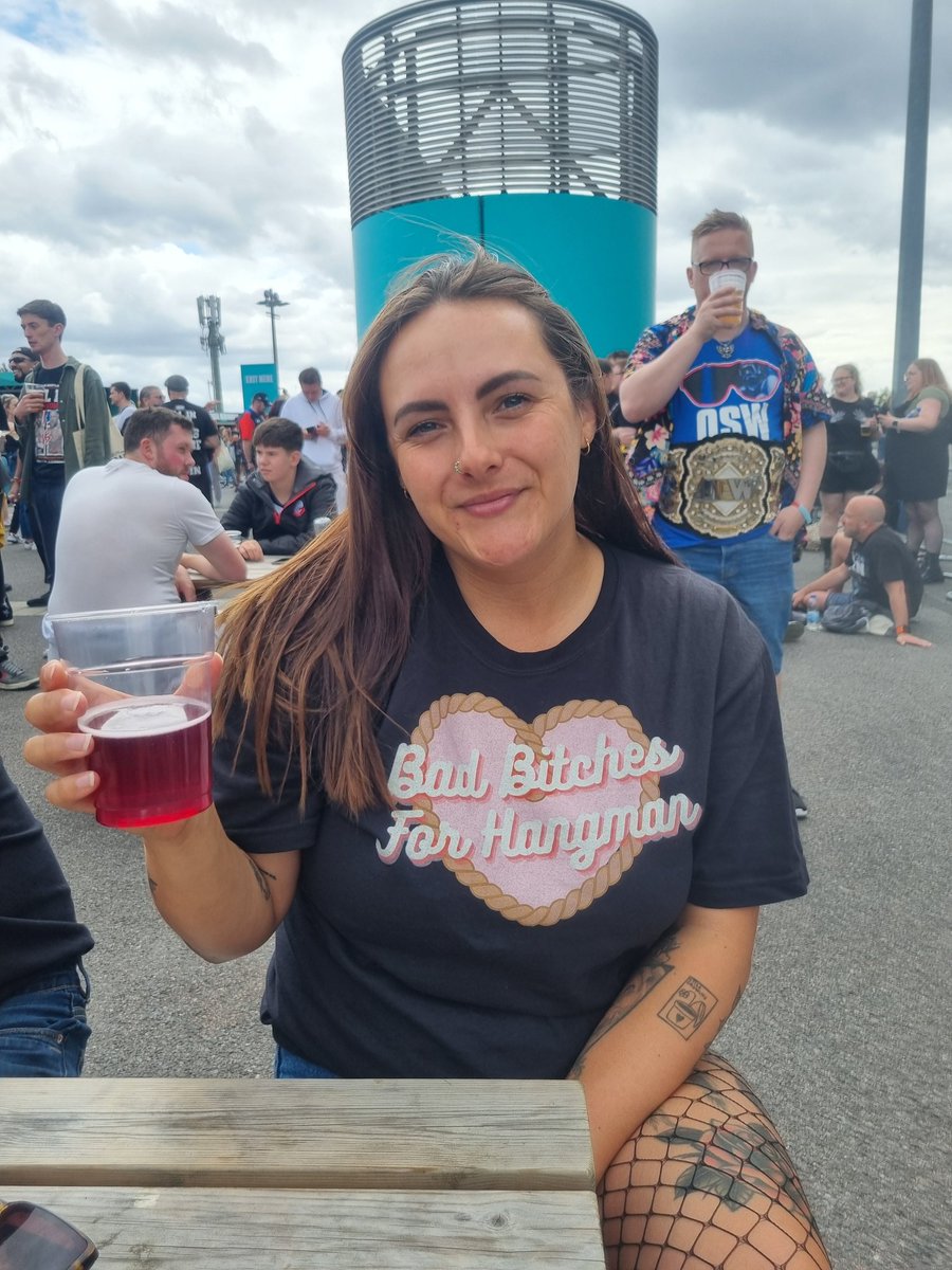 Representing <a href="/wwdcast/">Wrestling Winedown</a> at #AEWAllInLondon 🍻❤️