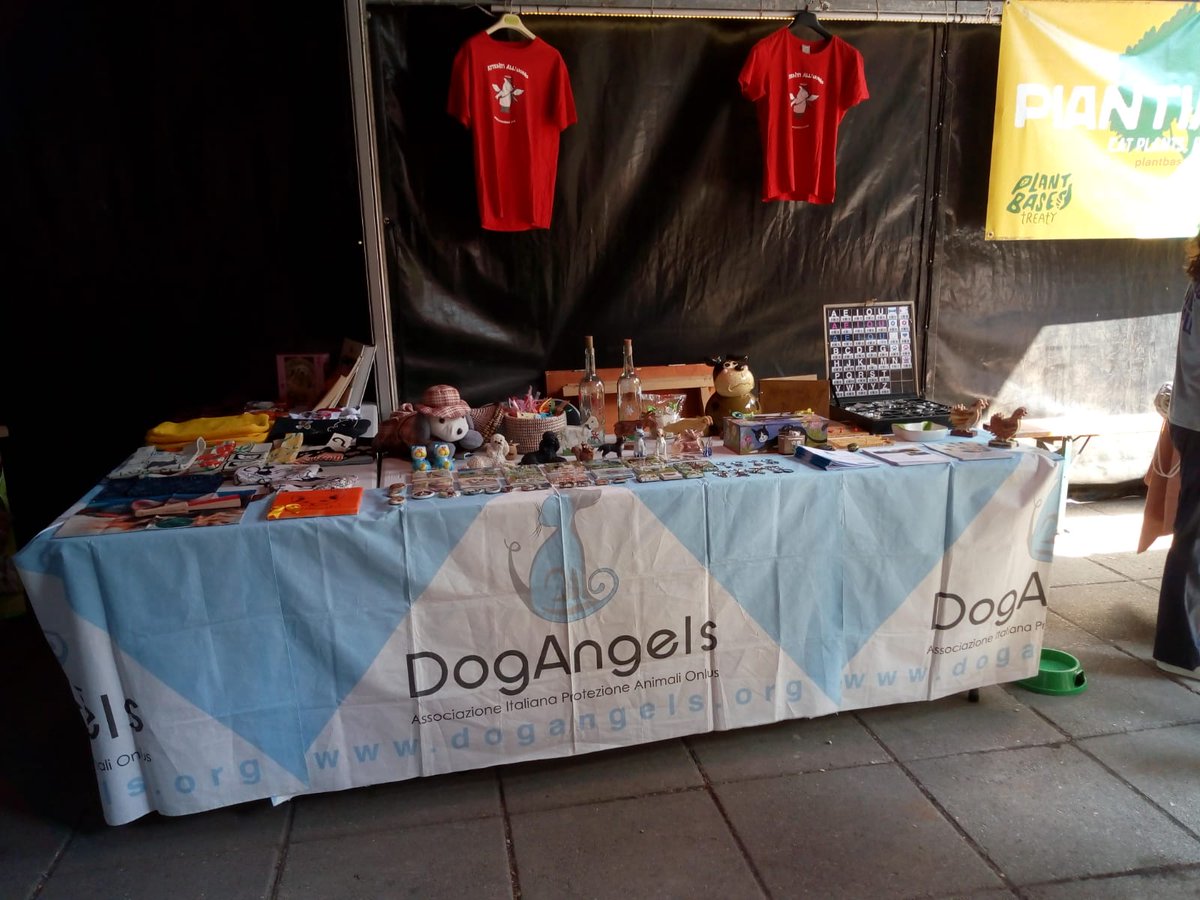 Via Las Vegan una giornata con food stand talk workshop e tanto altro dal mondo vegano. Un modo unico x prendersi cura di sé e del pianeta intero. Saremo presenti con il nostro stand informativo Circolo Magnolia via circonvallazione idroscalo 41 Novegro Tregarezzo (MI). #25agosto