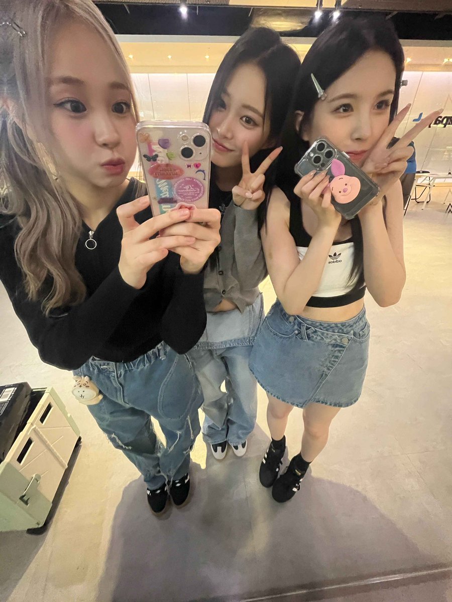 wklybbl's tweet photo. 240825 🐰 4:21pm kst https://t.co/c7p1XyEATl