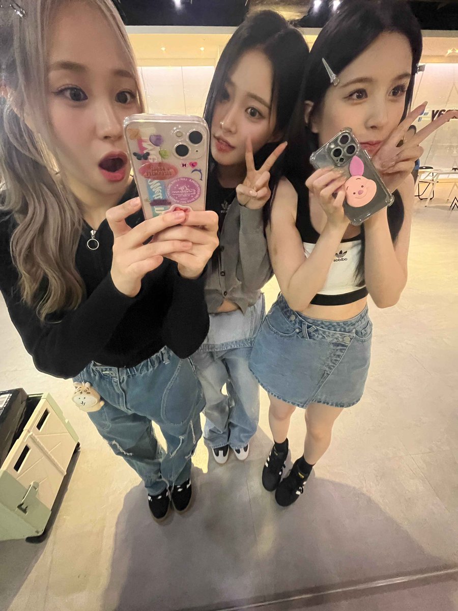 wklybbl's tweet photo. 240825 🐰 4:21pm kst https://t.co/c7p1XyEATl