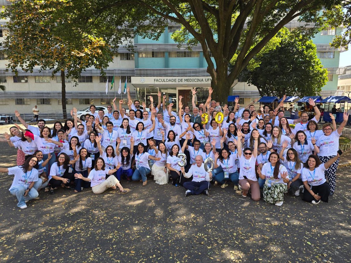 lonoriega's tweet photo. Semana intensa se vivió en Belo Horizonte Brasil, con la edición número 30 de @LatinMecor , actividad de @atscommunity en conjunto con @ALATorax y la Sociedad Brasileira de Neumología #SBPT con 80 estudiantes, 30 Faculty y TA, bajo la dirección de nuestra directora @FerreiraJu https://t.co/txjYzrJCpU