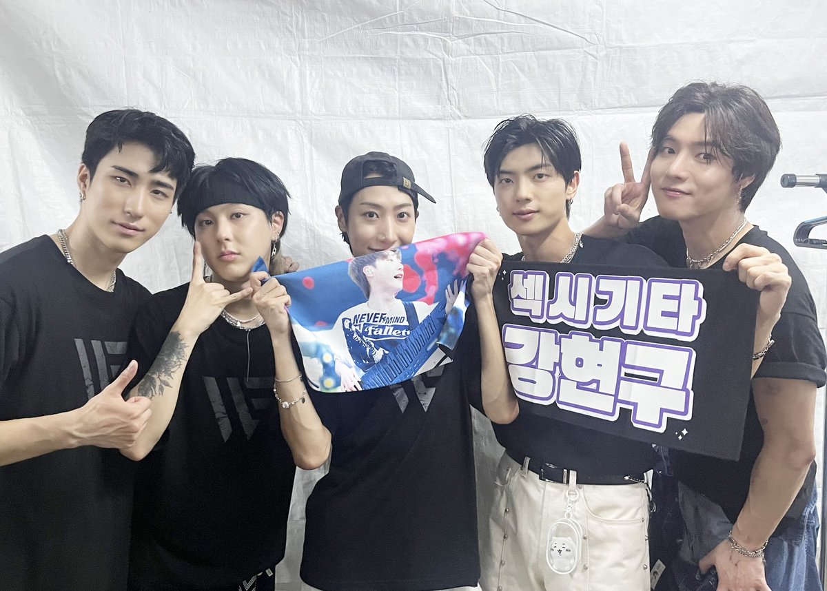 원위 (ONEWE) tweet media