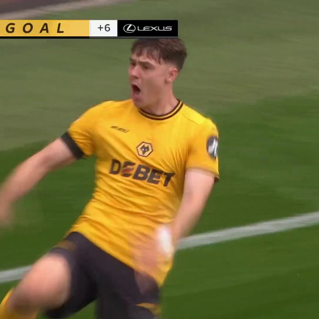 What a first half!Jørgen Strand Larsen finds a late equalizer before the break for Wolves.📺 Peacock