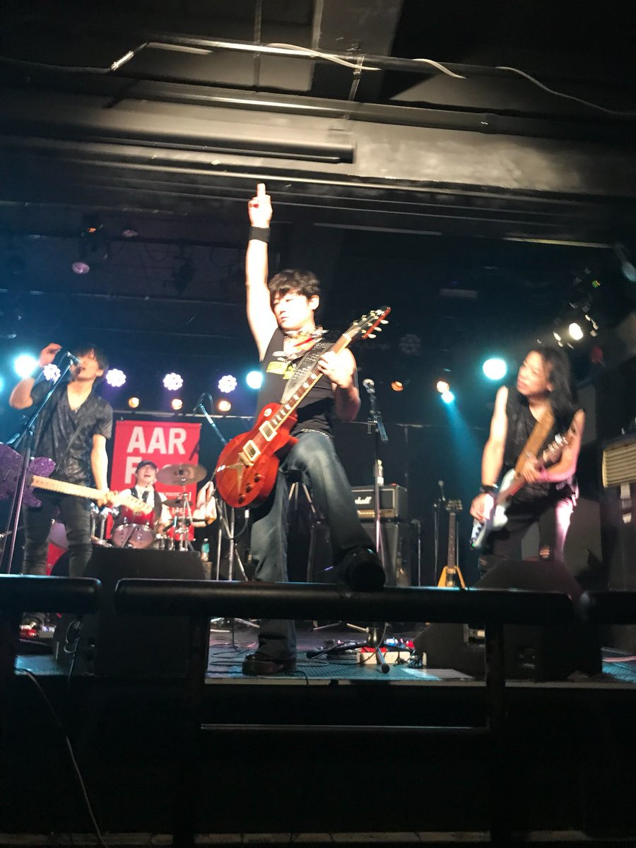 Juznes_Official's tweet photo. JuznesのDr. TAKUZOです！
川崎セルビアンナイトでのAnything Alright Festival Vol.79終了しました！
ご来場いただいたお客様、対バンの皆様、AARスタッフの皆様、セルビアンナイトのスタッフの皆様ありがとうございました！ https://t.co/Z3YFKlErgV