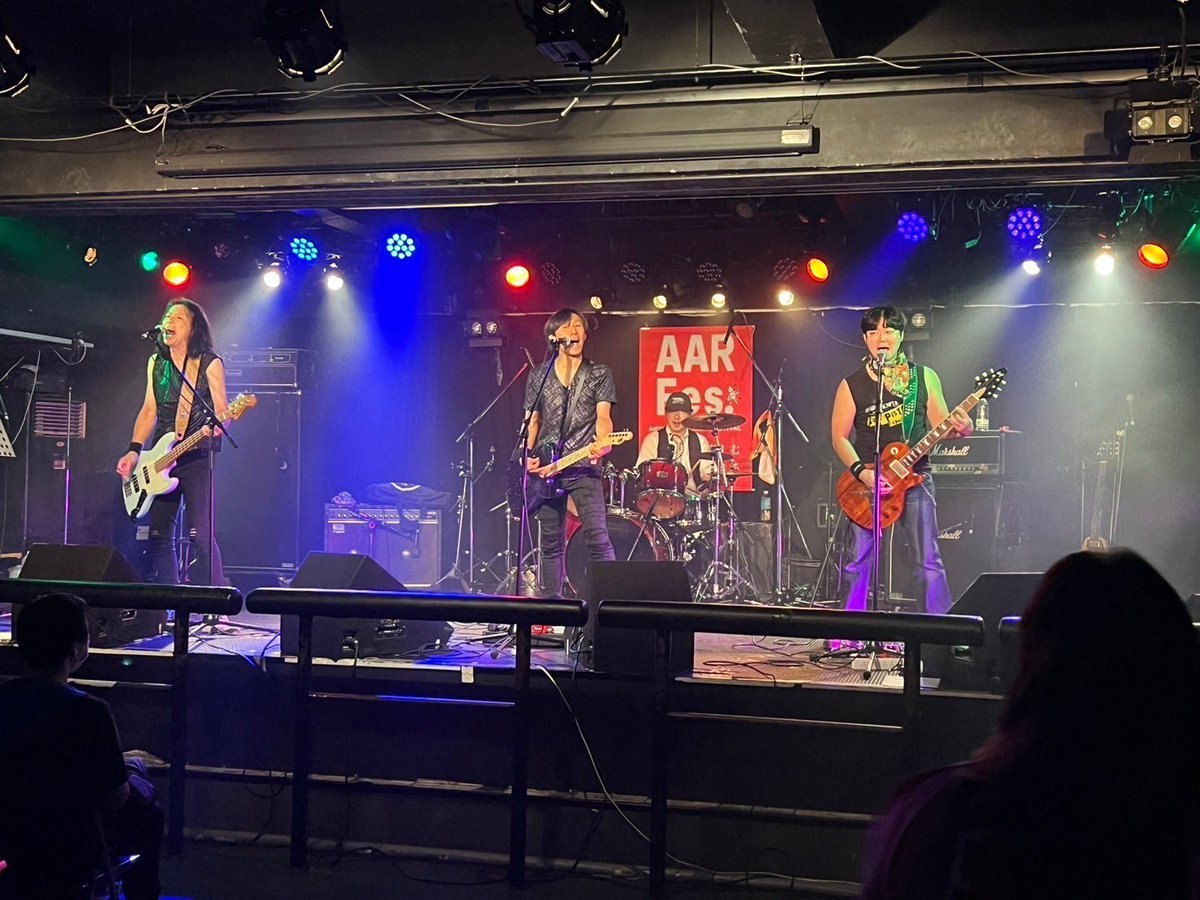 Juznes_Official's tweet photo. JuznesのDr. TAKUZOです！
川崎セルビアンナイトでのAnything Alright Festival Vol.79終了しました！
ご来場いただいたお客様、対バンの皆様、AARスタッフの皆様、セルビアンナイトのスタッフの皆様ありがとうございました！ https://t.co/Z3YFKlErgV