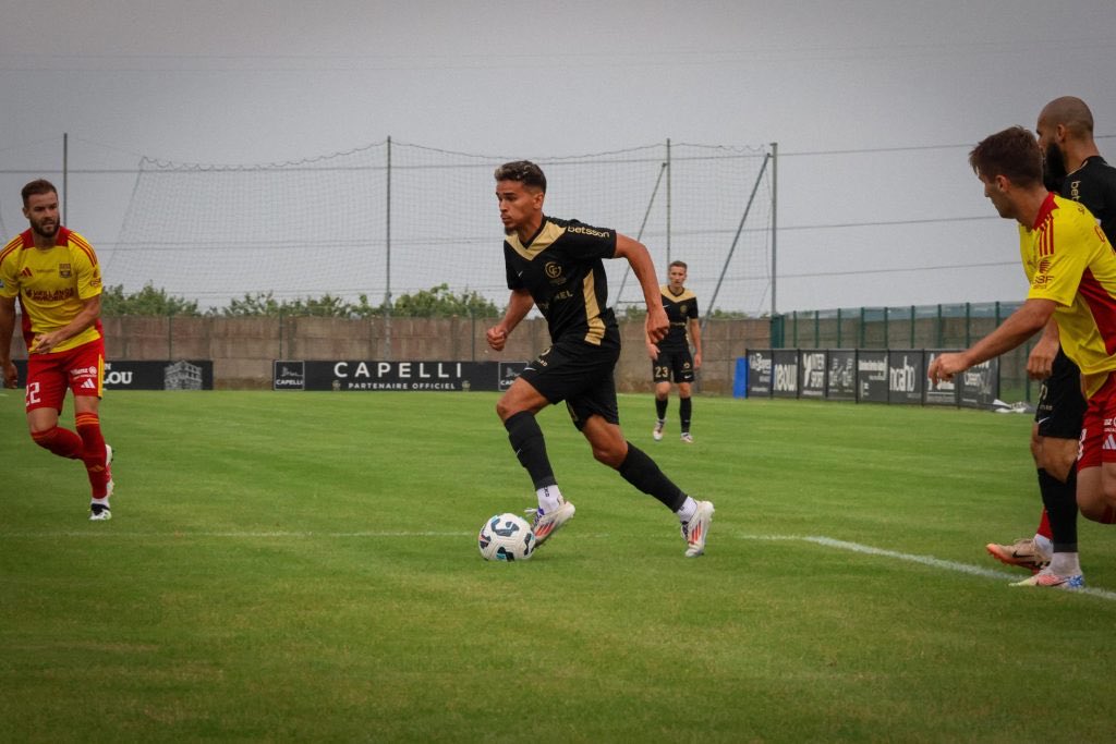 GOAL__FC's tweet photo. #GFCASSP 1️⃣-1️⃣ | 📄 𝗟𝗲 𝗱𝗲𝗯𝗿𝗶𝗲𝗳

Malgré une très belle première période, marquée par l’ouverture du score rapide, le retour offensif des San-Priots a permis aux Jaunes et Rouges de revenir logiquement au score [...]

https://t.co/J1nTNVYgap

#National2 #GOALFC https://t.co/uaLGgDqh2H