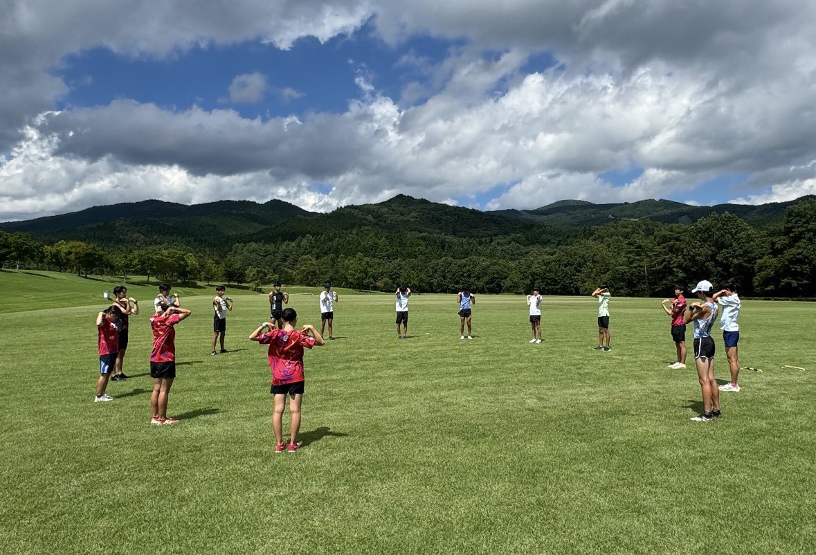 kohnantf's tweet photo. 【夏休みも明日で終わり！】

この夏休みも明日で終わりとなりました。全国大会・中国大会をはじめ、合同練習など各パートが各地で頑張ってきました！
世代交代も行い、新体制でのスタートも切っています。
行事でも頑張っており、先日には3年体育科の生徒が遠泳実習に行ってきました！

#玉野光南 https://t.co/kC9rn95RkV