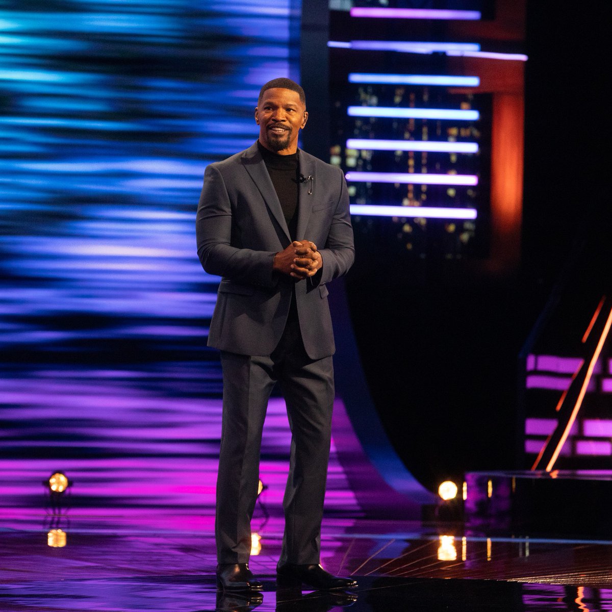 RealityClubFOX's tweet image. Booked and busy today! ✅

Stream #TheQuizWithBalls, #BeatShazam, and #NameThatTune on @hulu, and #The1PercentClub on @PrimeVideo!