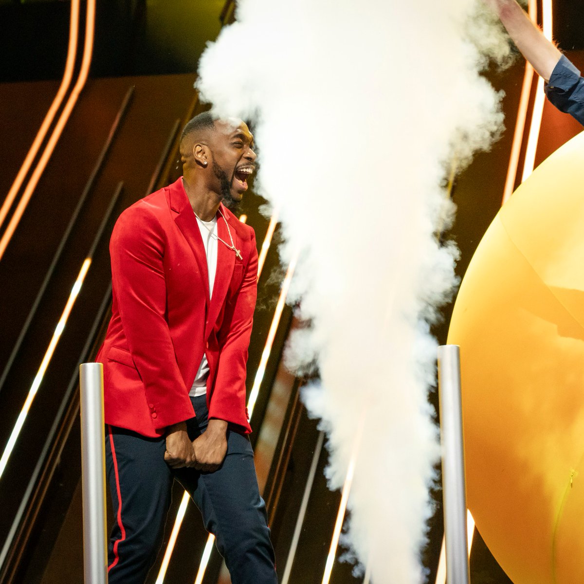 RealityClubFOX's tweet image. Booked and busy today! ✅

Stream #TheQuizWithBalls, #BeatShazam, and #NameThatTune on @hulu, and #The1PercentClub on @PrimeVideo!