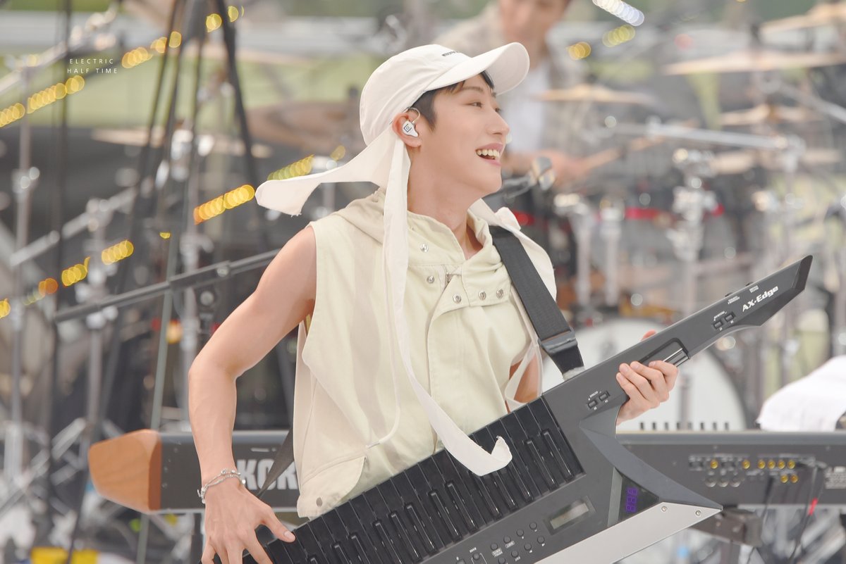 Electric_HT tweet picture
