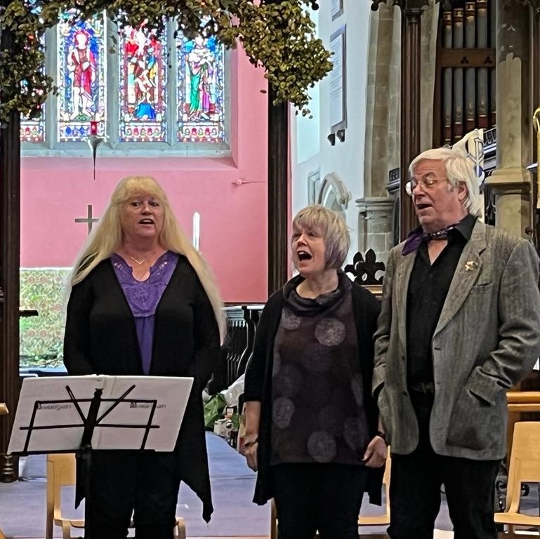 MorriganSong's tweet photo. Singing songs Saturday Sept 7th 1.30 - 2pm at lovely Loddington Farm Harvest Festival. Tickets available for what  should be a wonderful music filled day from https://t.co/1KNYiJNC9T Do come along and support us if you can #harvestfestival #folkmusic #folksong #harmonysinging https://t.co/VEWqqLNemW
