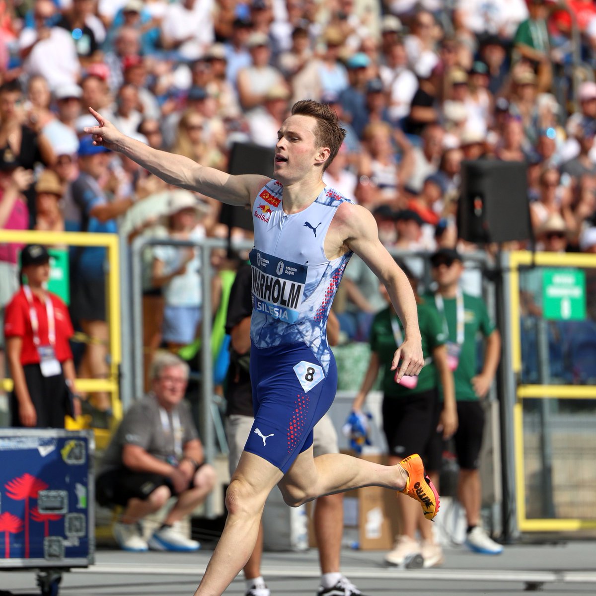World Athletics (@worldathletics) on Twitter photo 46.95 🔥
🇳🇴's <a href="/kwarholm/">Karsten Warholm</a> eases to victory in a meeting record of 46.95 in the 400m hurdles.
📸 <a href="/GorczynskaMarta/">Marta Gorczyńska</a>
#DiamondLeague 46.95 🔥
🇳🇴's <a href="/kwarholm/">Karsten Warholm</a> eases to victory in a meeting record of 46.95 in the 400m hurdles.
📸 <a href="/GorczynskaMarta/">Marta Gorczyńska</a>
#DiamondLeague