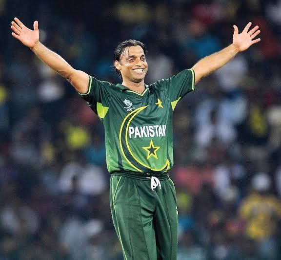 Nthakheni's tweet photo. @DaleSteyn62 The Rawalpindi express https://t.co/F6CzRcS4gK