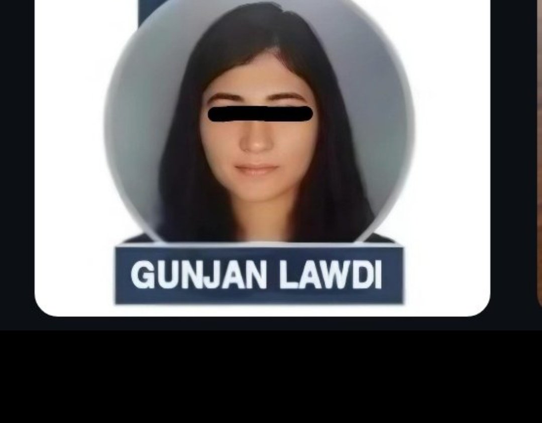 She: Tum mujhe apne dosto se kyu nhi milate 

Le My Friends :