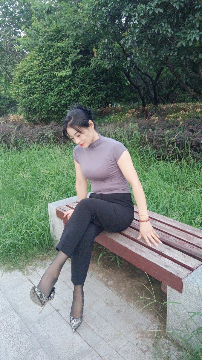 山东枣庄38岁美丽动人的云妮阿姨 https://t.co/3gkTClKk5c