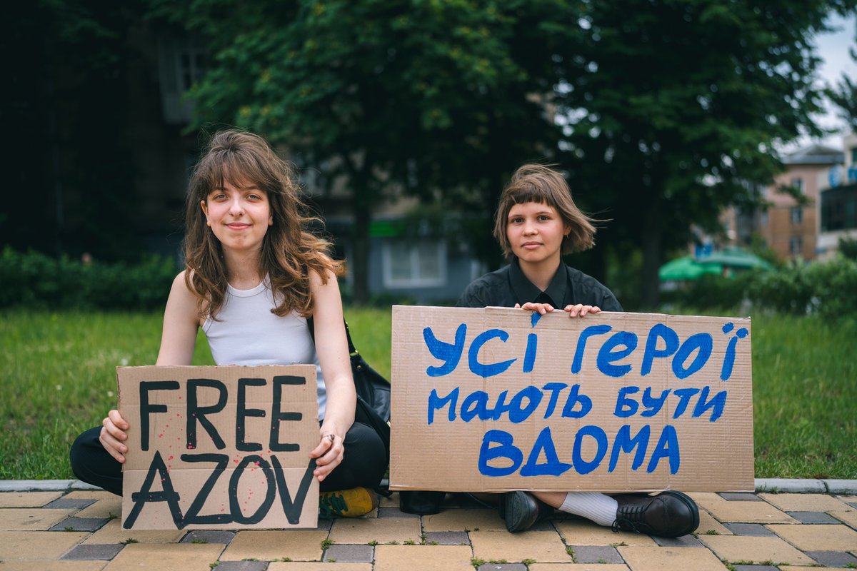 yuliana_iv's tweet photo. Сьогодні пропускаю акцію, дякую своїм друзям і не байдужим, хто вийшов замість мене. Сподіваюсь, наступного разу буду❤️🩹
#freePOWs #freeazovstaldefenders https://t.co/3HLjEST1th
