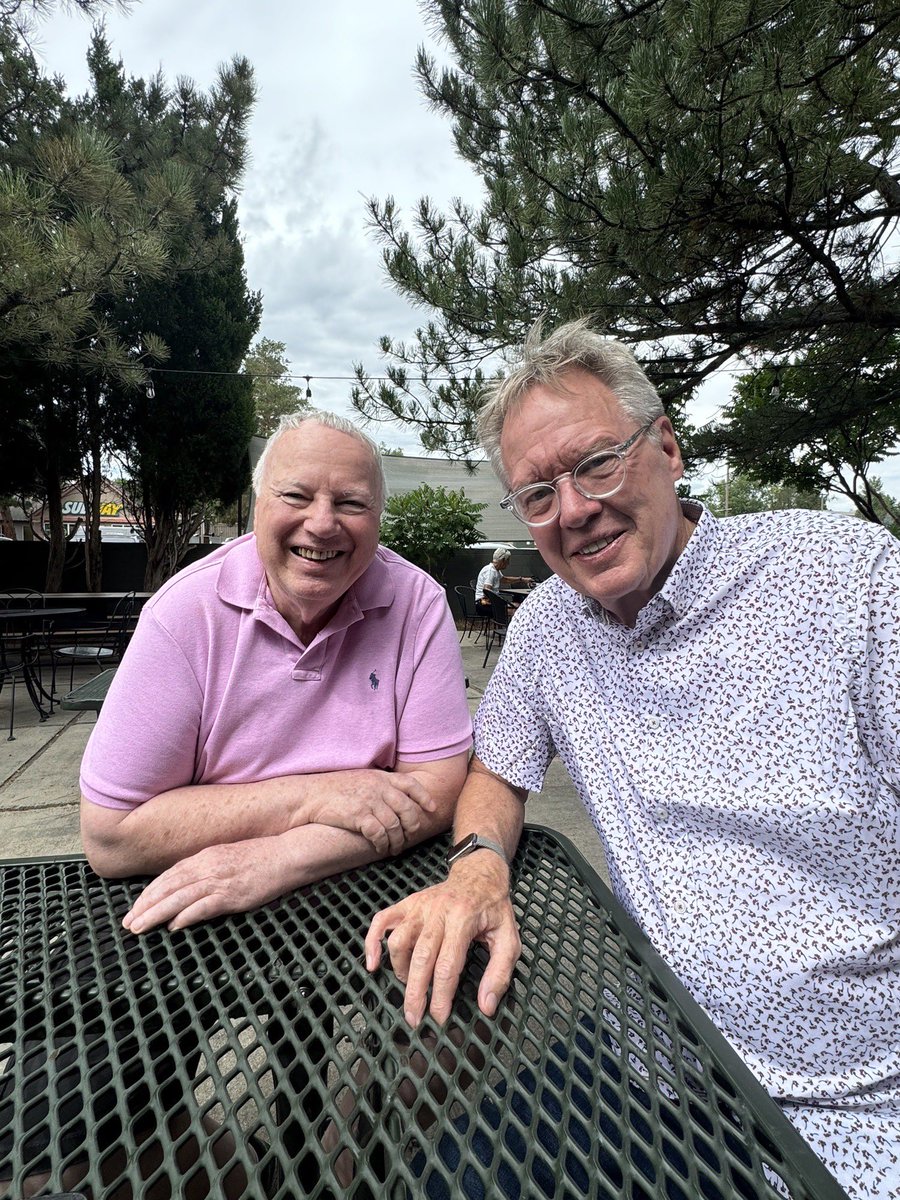 TomChenault's tweet photo. Just had an epic catch-up with Robert White, the legend of personal development! 🌟 His impact is massive and he's still crushing it. If you don’t know him yet... Google! 💪✨ #PersonalDevelopment #Legend #nowsite https://t.co/g9V22M3UFF