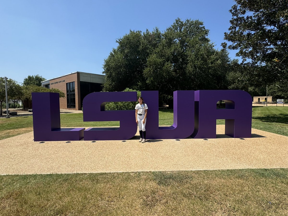 Had an awesome day in Alexandria at the <a href="/LSUA_SB/">LSUA Softball</a> camp!! Thank you coach <a href="/tpart25/">Trent Partridge</a> and coach <a href="/BranninHagan/">Brannin Hagan</a> for having me. Hope to see y’all soon!