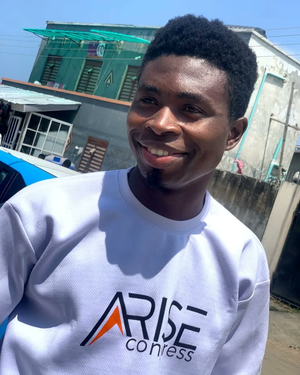alternate_lagos's tweet photo. God, if my lips don't know what to ask for in prayer, please hear my heart🥺❤️
Happy Sunday ✝️🕎

👕 @ariseforimpact

#greatfulheart #gospelthug #globalstreamer #alternateoflagos #FBI #favouredbeyondimagination https://t.co/RWK1WhQZeR