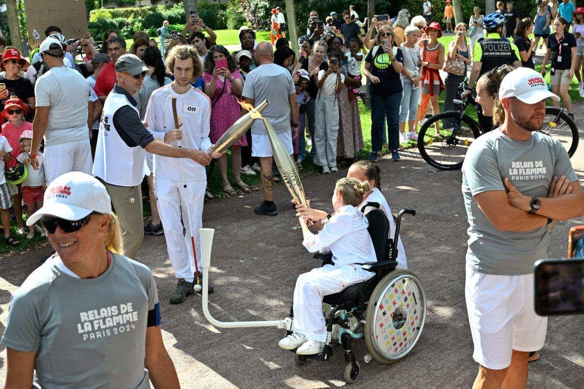 strasbourg's tweet image. #Relais en cours ! #Flamme #Strasbourg
