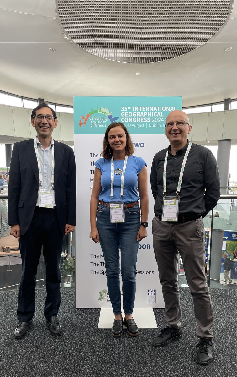 Catching up with our great subject editors at the 35th International Geographical Congress in Dublin, Ireland 🇮🇪 🌍 - Ines Grigorescu (Romania 🇷🇴), Rafael de Miguel González (Spain 🇪🇸) and Barbaros Gönençgil (Turkey 🇹🇷), #igc2024dub