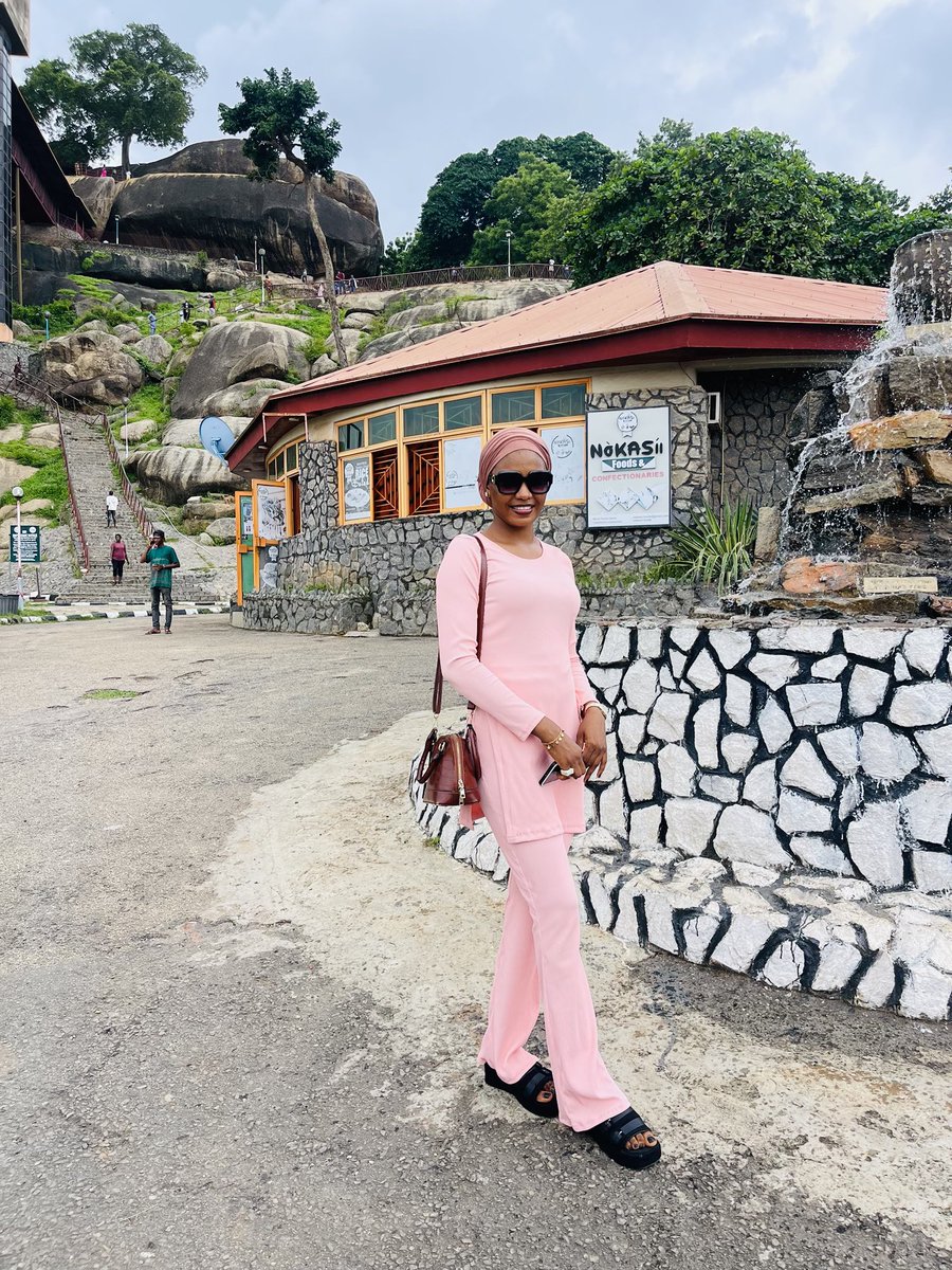 ESofiyat's tweet photo. The other day at Olumo😍☺️ https://t.co/Cr54y3qfep