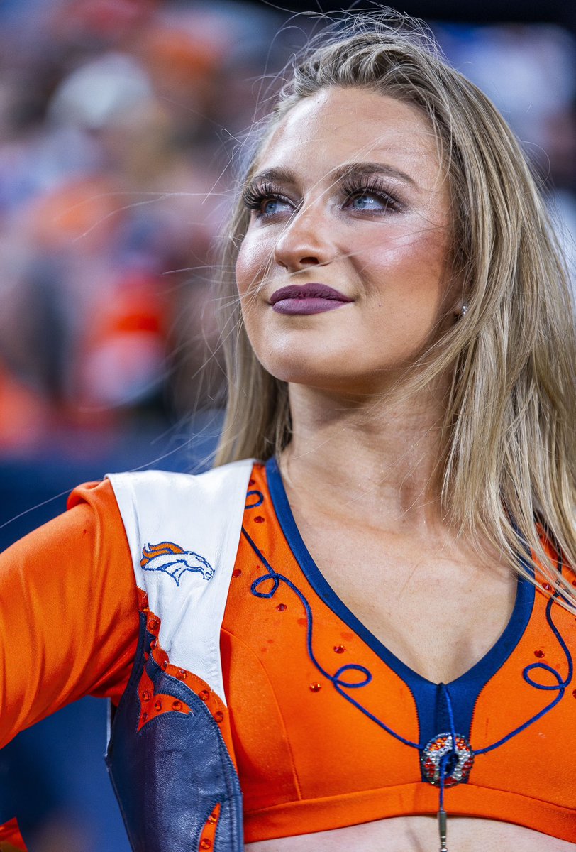 Lookin’ for another win today! 👀🏈

#DBC2024 #BroncosCountry