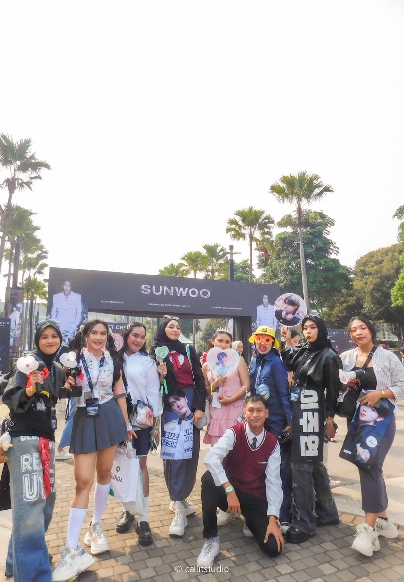 KyuNyunivers's tweet photo. I LOVE U!!!! 🥺🩵🩵🩵🩵🩵🩵🩵 

 @emaknyaeric @hoonebby @sohnjaegf @juyeonilysb @juyor @dowoonax6 @yeonlyou @coupsangyeon https://t.co/jDB00QWeIk