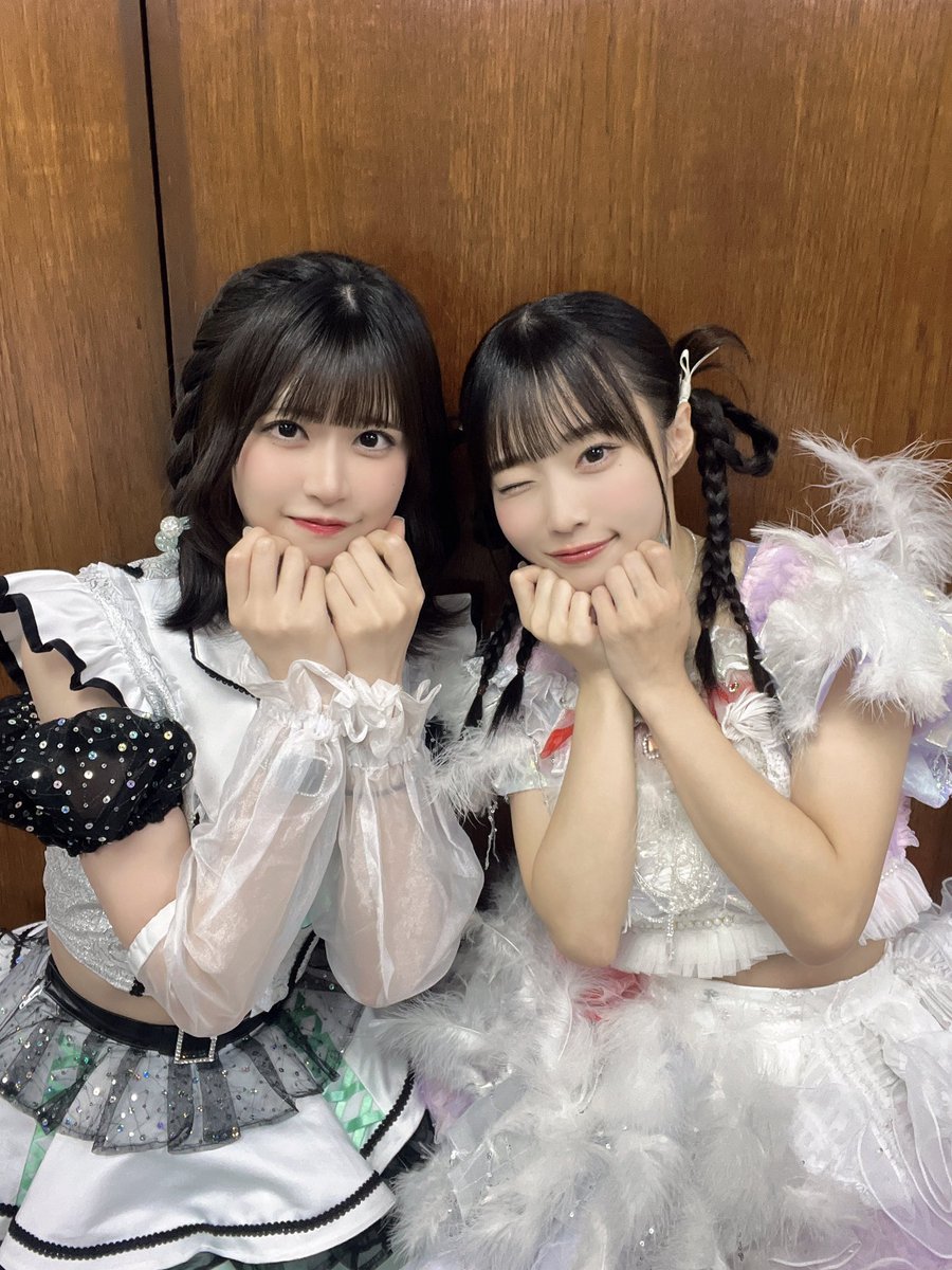 本当に本当にかわいい、、しか言葉が出なかったです🥹♥️
ライブパフォーマンスも本当に素敵でした😭♡
お写真ありがとうございました🥲！！

巻き込みリプ注意 https://t.co/RcLdeQWwZP