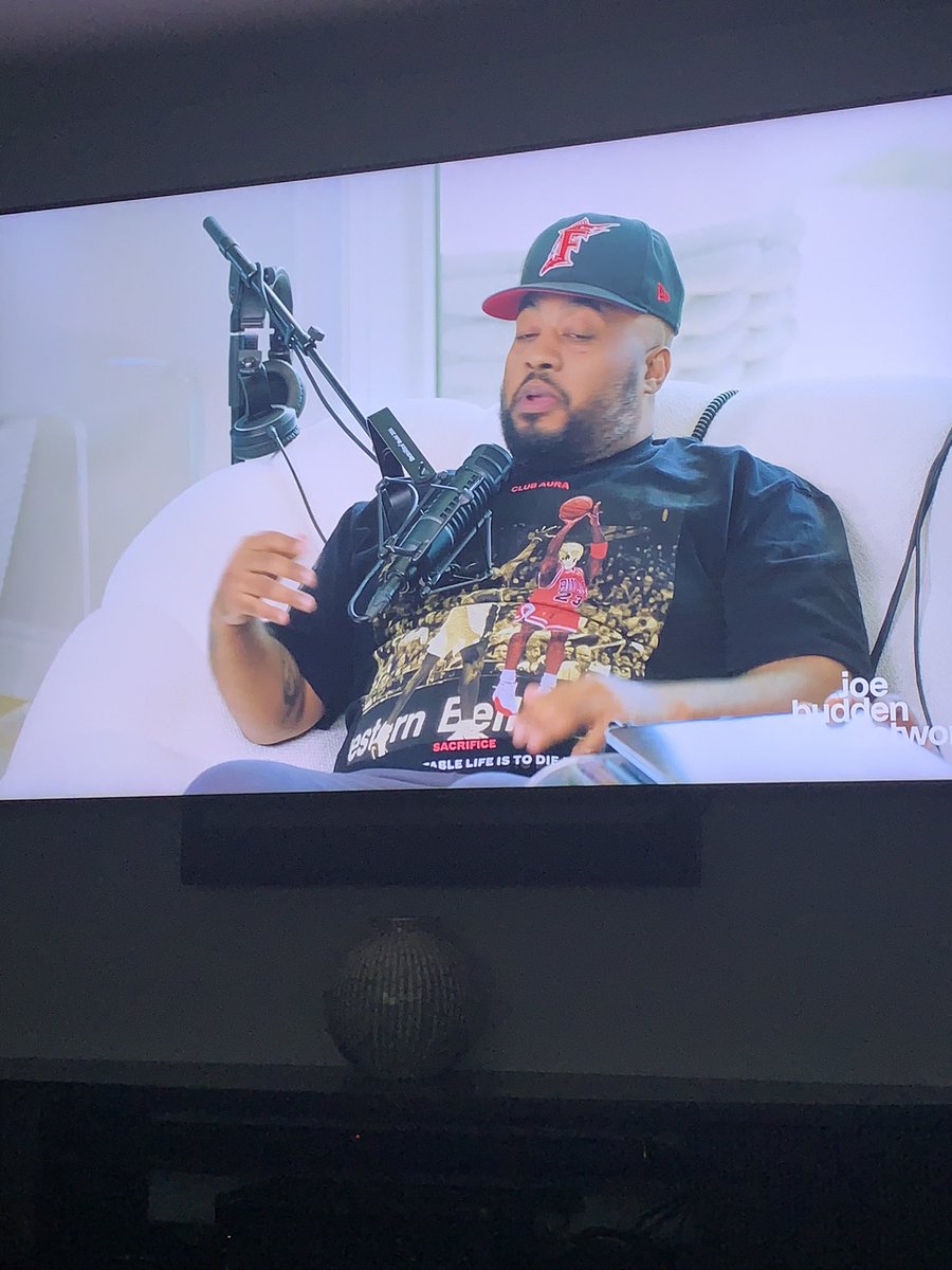 BigGame1906's tweet photo. @QueenzFlip https://t.co/pnwMdSdpQS