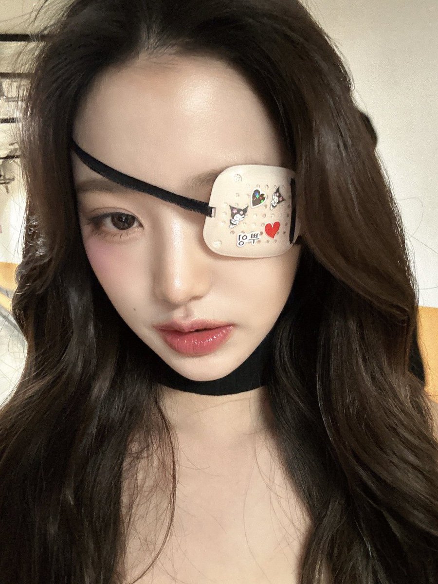 eunbinjsj's tweet photo. @ eunbubblegum's update on #jsjpics 📸

Eu sou muito burra... Por causa de burrice minha vou ter que ficar em cada hoje. Ao menos a Angel vai me fazer companhia 🥺 https://t.co/VEyZpHs9do