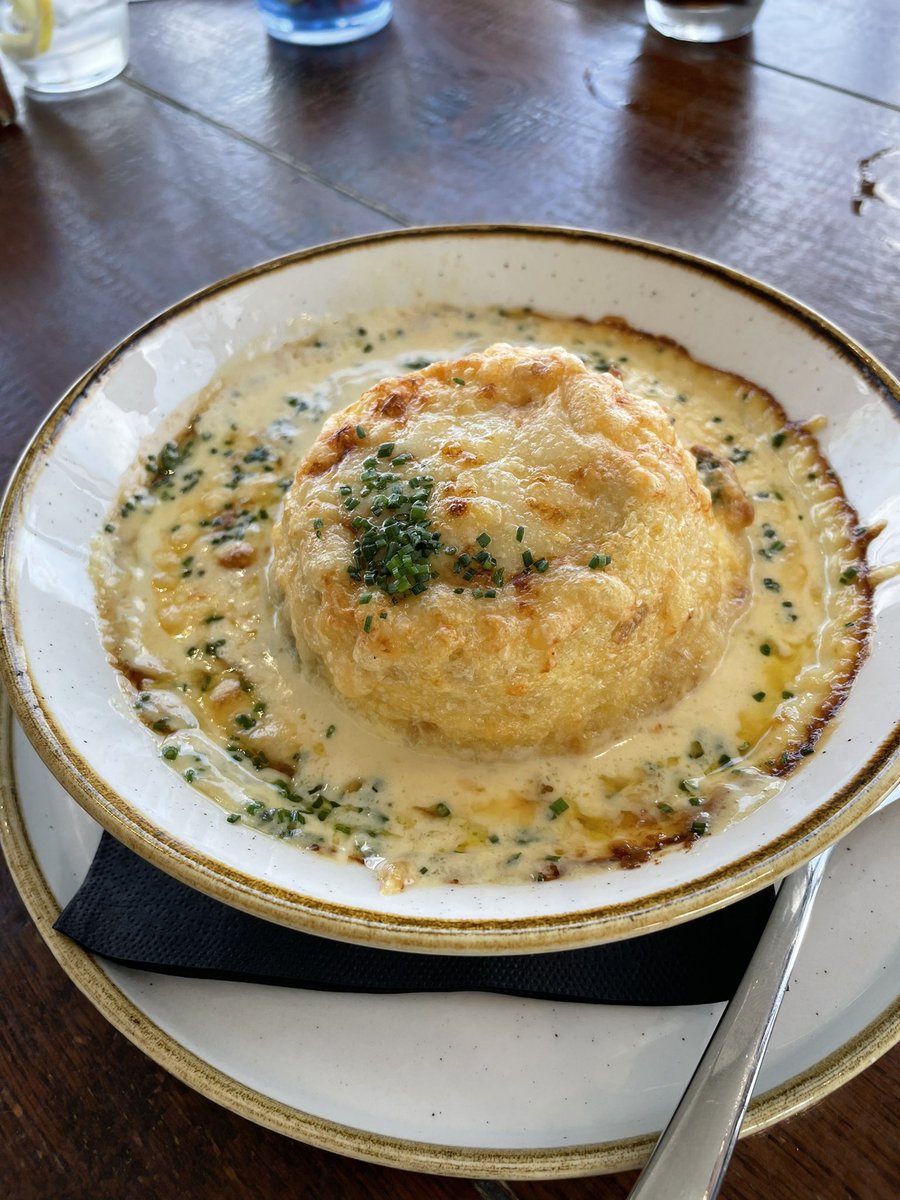 SabrinaGhayour's tweet image. Lunch at the iconic @ColmansTemple in South Shields…. Wonderful food on a truly beautiful coastline.