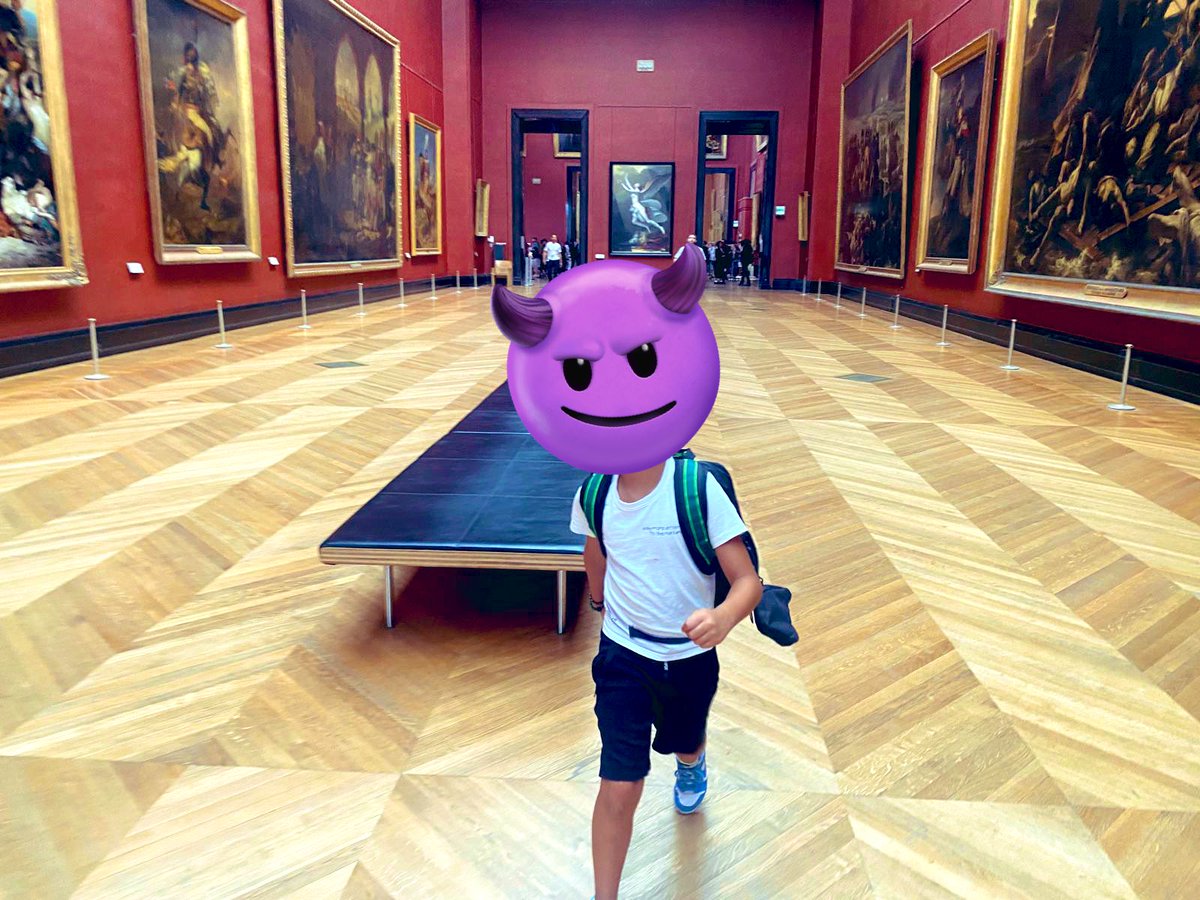 ¿Han cerrado una sala del Louvre porque sobrino se ha dejado su mochila? Han cerrado