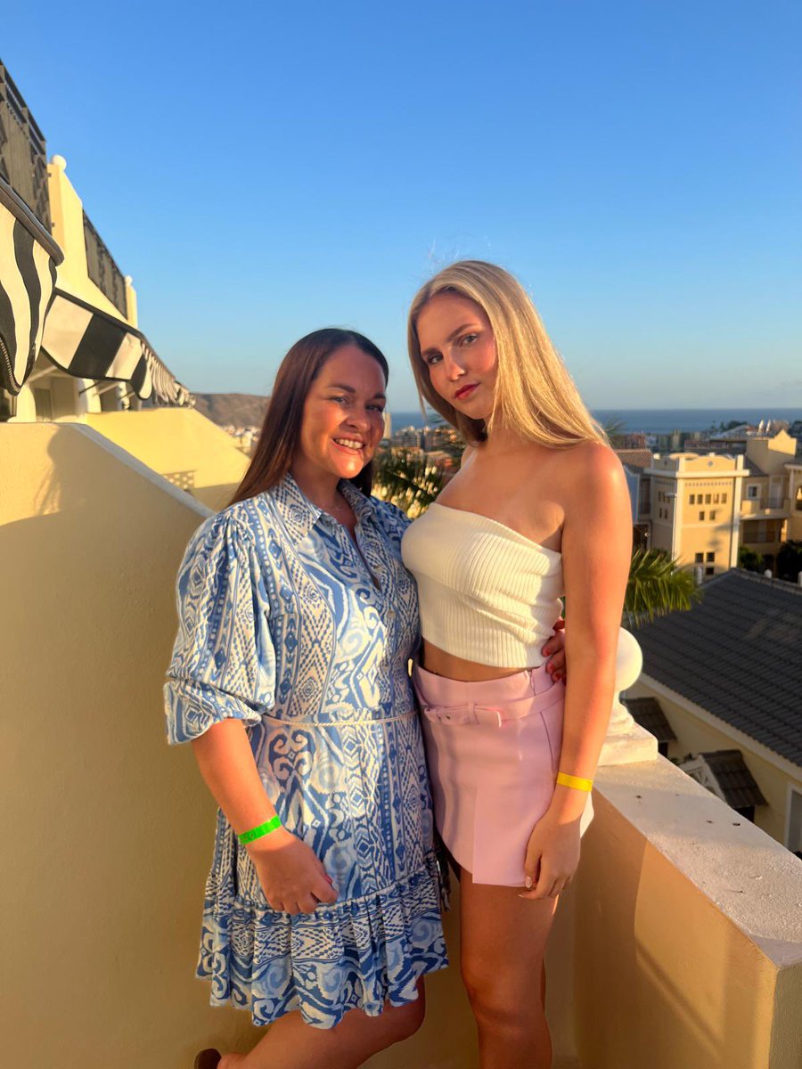 Michelle Harrison tweet media