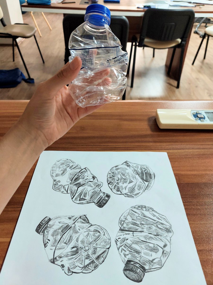 busrayoldas7's tweet photo. When life bends your bottle, turn it into art! #BendTheRules https://t.co/KtalEmP4bS