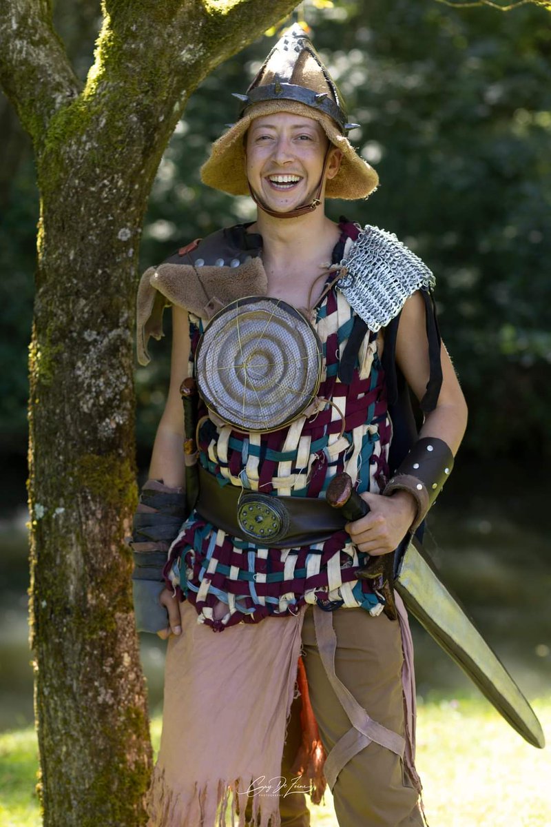 JoeSiw91's tweet photo. Got some new pictures of my Joxer Cosplay! These are by Guy De Zeine https://t.co/8nWVe4novt