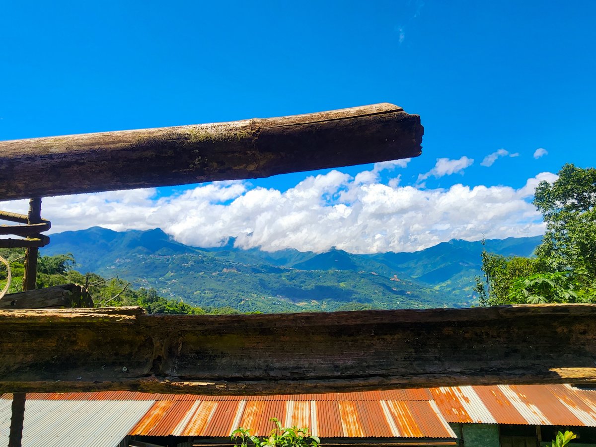 ba8bb8a0a80d48f's tweet photo. 'Sometimes life is about risking everything for a dream no-one can see but you.'
Source: https://t.co/jEUFM64anJ
(All charged up for the week ahead)
#PositiveEnergy #selfboost #landscapephotography https://t.co/06tlIG9huv