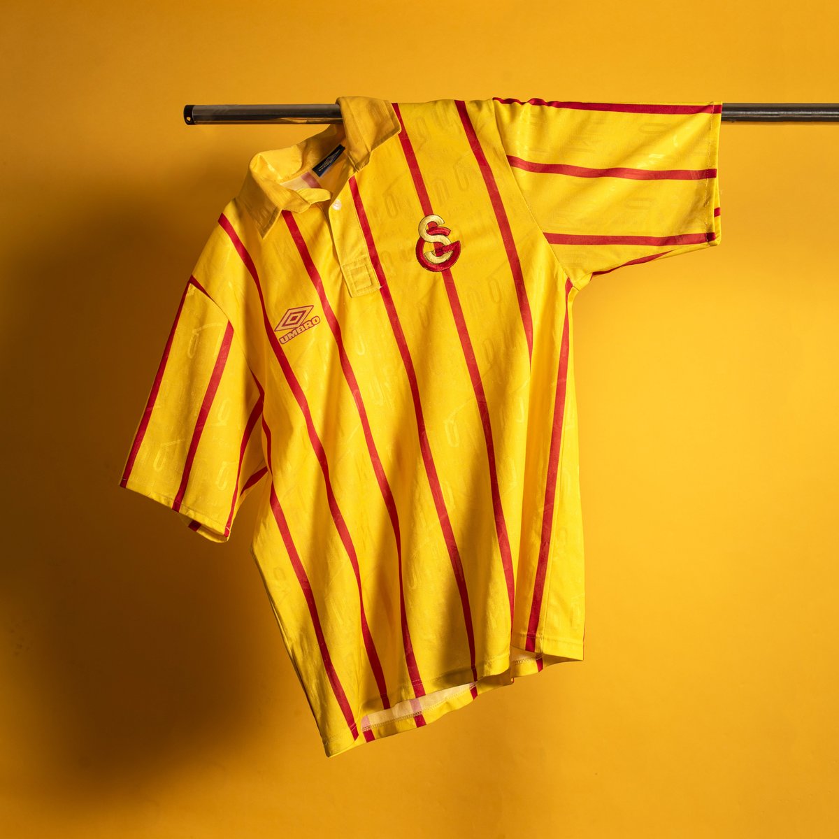 Galatasaray 1992 Home by Umbro 🟡🔴