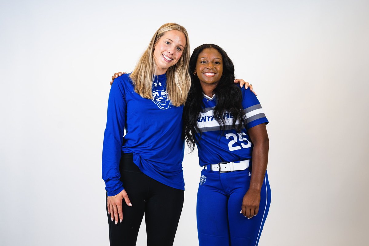 KyaWalker25's tweet photo. Go panthers 🐾💙💙

@GSU_Softball @Becca_Mueller01 @SydneyKumzz @CoachAlexandraP @Coach_India_C @DTDSoftball @spakattaksports @HoochVarsitySB @TrainingSct @TGNatGroves @CSA_Athletes @TeamAfricaTCIC #AG2G #committed #LightItBlue https://t.co/601iyQ42AN
