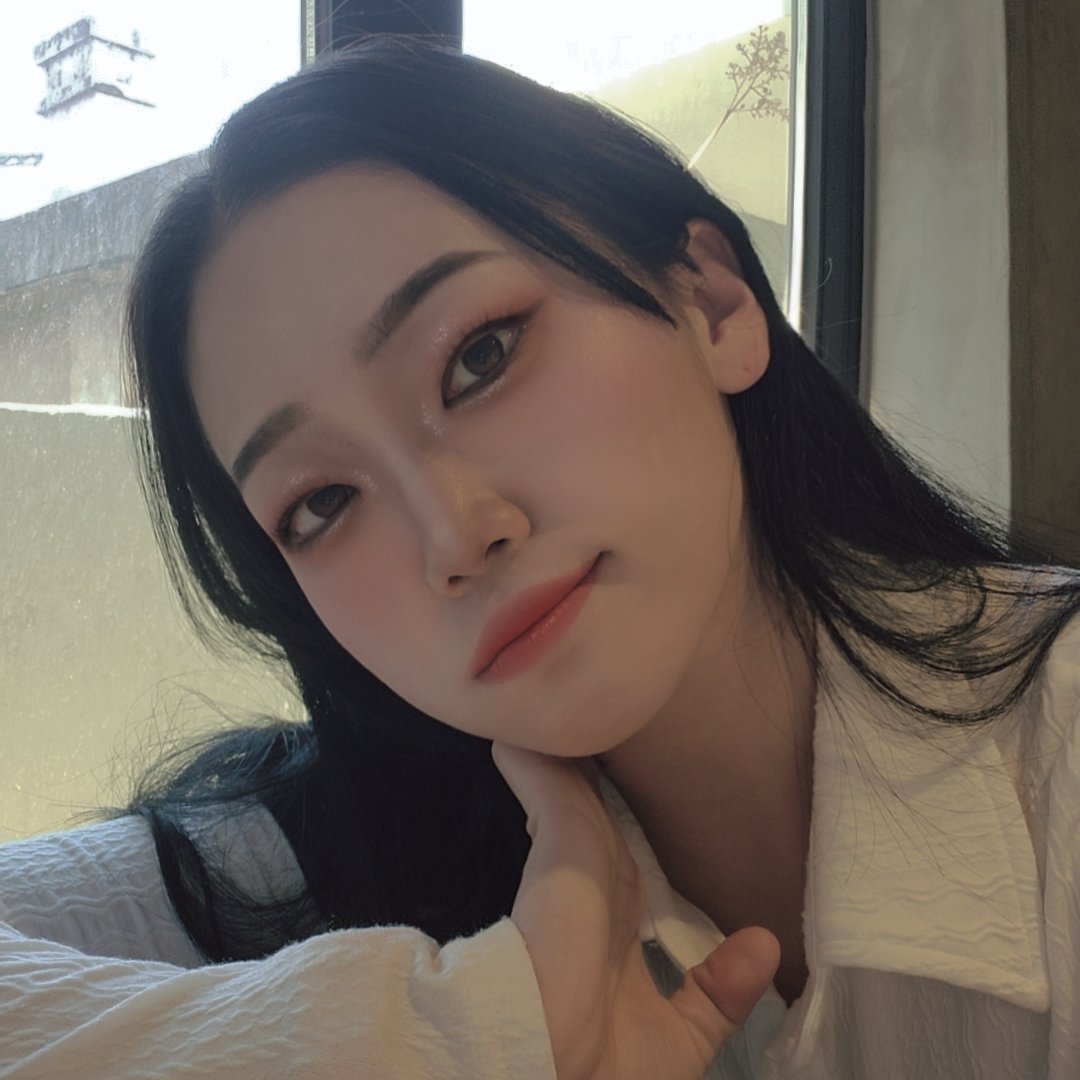 qkvm50h's tweet photo. 이제 슬슬 식단해야하는데 너무 싫다ㅠ #섹트 #가슴 #오프 https://t.co/s7S8LyIAfU