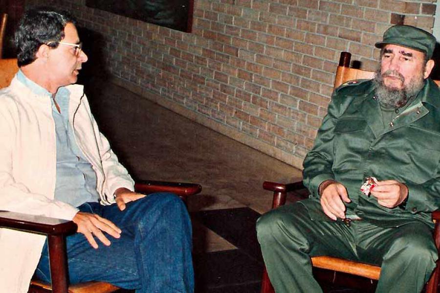 El gran amigo de #FidelPorSiempre y de #Cuba🇨🇺, el teólogo, sacerdote dominico, periodista y ensayista brasileño, Frei Betto, autor del exitoso libro Fidel y la Religión, celebra su cumpleaños 80. Muchas felicidades!!!. Salud y larga vida!. Un fuerte abrazo.